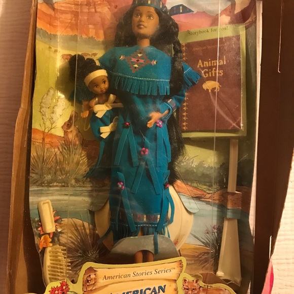 American Indian Barbie - Picture 4 of 4